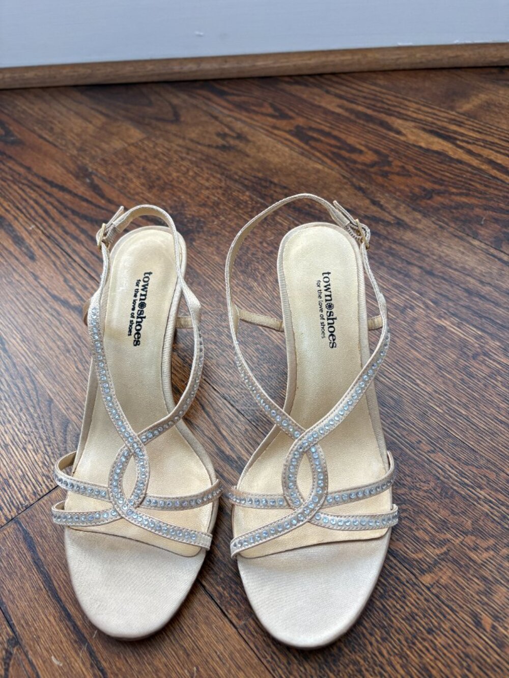 Gold and crystal women's sandals size 7